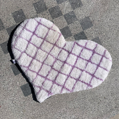 Corazón Reticulado Area Rug - Tufting Gun | Puchita