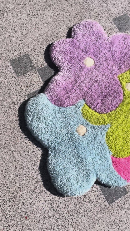 Flowers Area Rug - Tufting Gun | Puchita